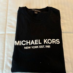MICHAEL Michael Kors unisex tshirt. Color: black. Size: XS